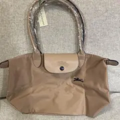 Item thumbnail for item 9f460c76-d87a-40ba-9de0-3c6cd2874264