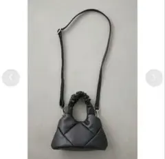 AZULBYMOUSSYキルティングミニショルダーバック