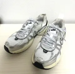NIKE ナイキ　メタリックシルバー　V2K ラン　FD0736-100