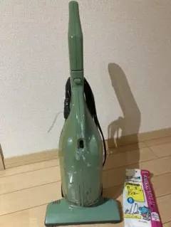 日立 掃除機 昭和レトロ 当時物 インテリア 赤 レトロポップ - メルカリ