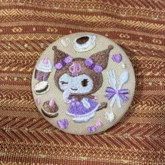 サンリオ　刺繍缶バッジ　クロミ