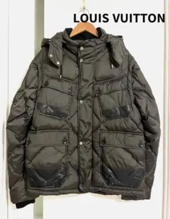 ダウンジャケット