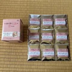 更衣人偶墜入愛河 星空女僕 襟章