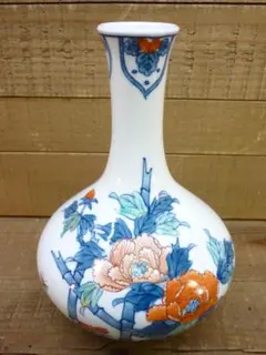 中古品 鍋島焼 魯山窯 色鍋島染錦牡丹竹笹絵 花瓶 伊万里 G14429のサムネイル