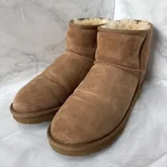 y063013 UGG Classic Miniムートンブーツチェスナット27cのサムネイル