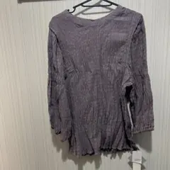 しまむら　シャーリング七分袖ブラウス 紫