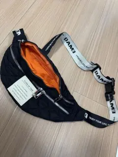 バック