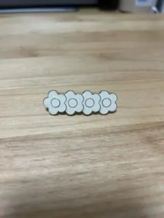 マリークワント 4デイジーエポ ワニクリップ （MARY QUANT）