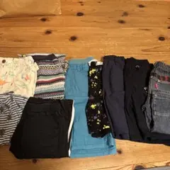 恐竜柄とストライプの半ズボンセット