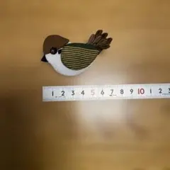 ハンドメイド つまみ細工 スズメ ブローチ
