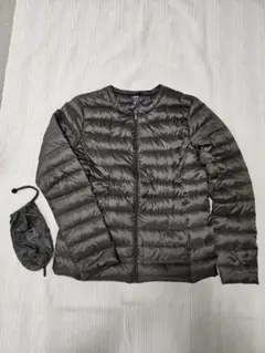 ユニクロ カーキ色 ウルトラライトダウンジャケット Lサイズ