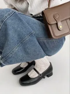 【ブラック レザーストラップシューズ】