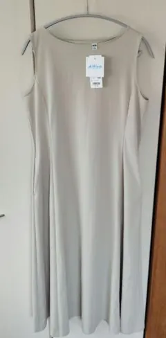 ユニクロ　ウルトラストレッチ　エアリズムワンピース　ノースリーブ　Ｌサイズ