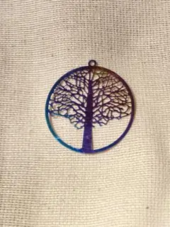 ツリーモチーフペンダントトップ　ネックレス　ハンドメイドパーツ