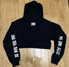 EVRIS ブラックパーカー　刺繍