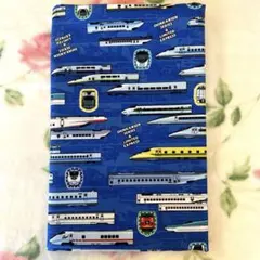 【送料込】電車柄生地 約112㎝×70㎝
