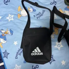 adidas ショルダーバッグ ブラックのサムネイル