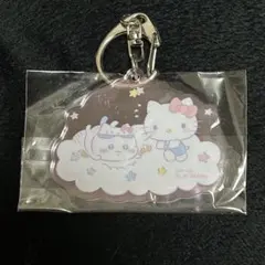 ちいかわ　ハチワレ　キティ　アクリルキーホルダー