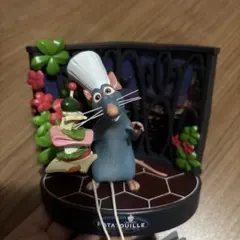 ディズニーランドパリ限定 レミーのおいしいレストラン フィギュア