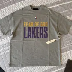新品 FEAR OF GOD × Lakers 90s Tee レイカーズのサムネイル