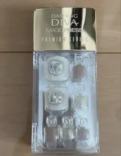 DASHING DIVA ジュエルホワイト 結婚式のサムネイル