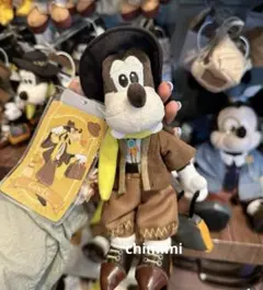 上海ディズニー ミステリー チップぬいぐるみキーチェーン - メルカリ