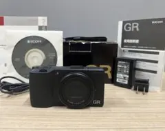RICOH GR初代 コンパクトデジタルカメラ　売り切り値下げ中！のサムネイル
