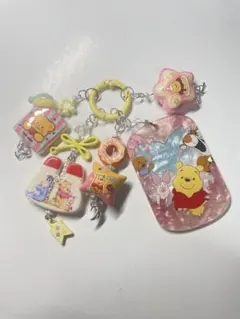 ハンドメイドくまのストラップアクリルキーホルダー