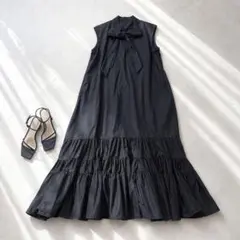 美品✨Deux Amour ボウタイ ティアード ロングワンピース ブラックのサムネイル