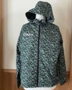 ATHLETA 迷彩柄ジャンバー　Mサイズのサムネイル