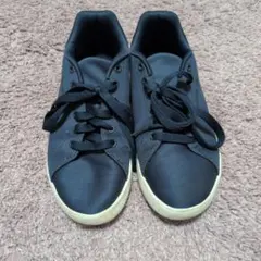 Reebok ネイビー スニーカー　23cm