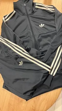 adidas FIREBIRDトラックジャケット&パンツ