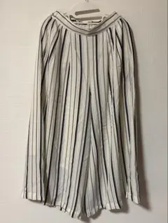 カジュアルパンツ