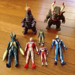 ウルトラマンと怪獣　ソフビ　7体