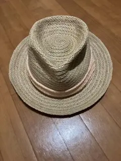 ベージュ ストローハット ピンクリボン付き