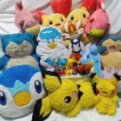 ポケットモンスター　ピカチュウ　ヤドン　etc　ぬいぐるみ１２点&フィギュア７点