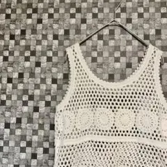 ニットベスト　透かし編みタンクトップ　手編み風　ニットキャミソール　ビスチェ