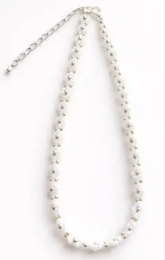 ビーズネックレス 花モチーフ 白