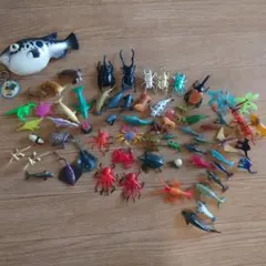 ミニ　フィギュア　魚　恐竜　動物　昆虫　まとめ売り