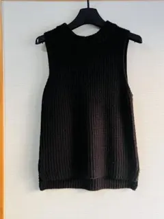 ニットベスト　黒　M ノースリーブ ブラック