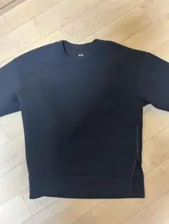 ユニクロ　ウルトラストレッチドライスウェットプルオーバー（長袖）