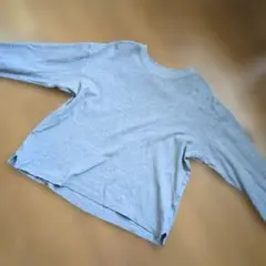 UNIQLO　長袖カットソー　140cm