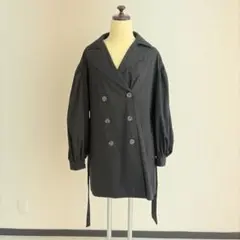 【美品】GRL ブラック　トレンチコートのサムネイル