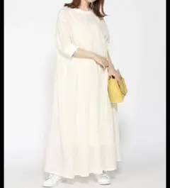 美品 LOWRYS FARM ローリーズファーム 白 マキシワンピース Aライン
