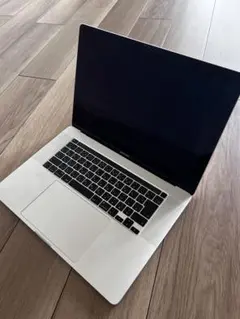 macbook pro 2019 16インチ
