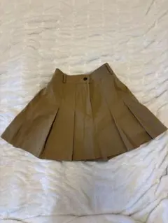 ベージュ プリーツスカート　ミニ丈　ズボン　韓国