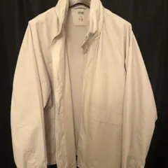 ユニクロ　ウインドプルーフスタンドブルゾン　オフホワイト　3XL
