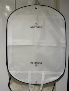 2026年最新】MONCLER ガーメントバッグの人気アイテム - メルカリ