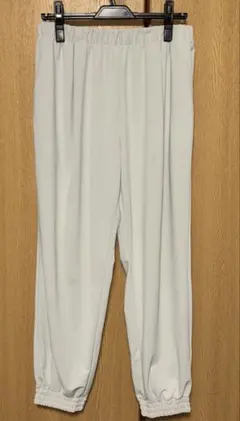 美品★ユニクロ　クレープジャージージョガーパンツ　ライトグレー　Ｌサイズ