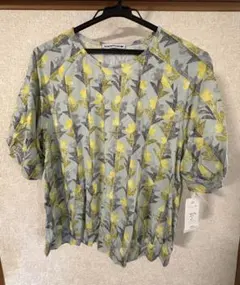 (期間限定値引き)未使用　ミナペルホネン twin flower カットソー